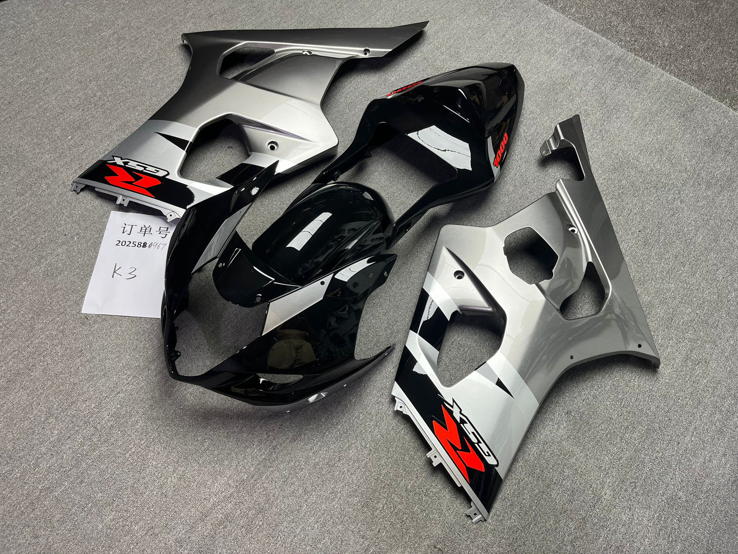 Fairings For Suzuki - GSXR1000 K3 03-04 Silver