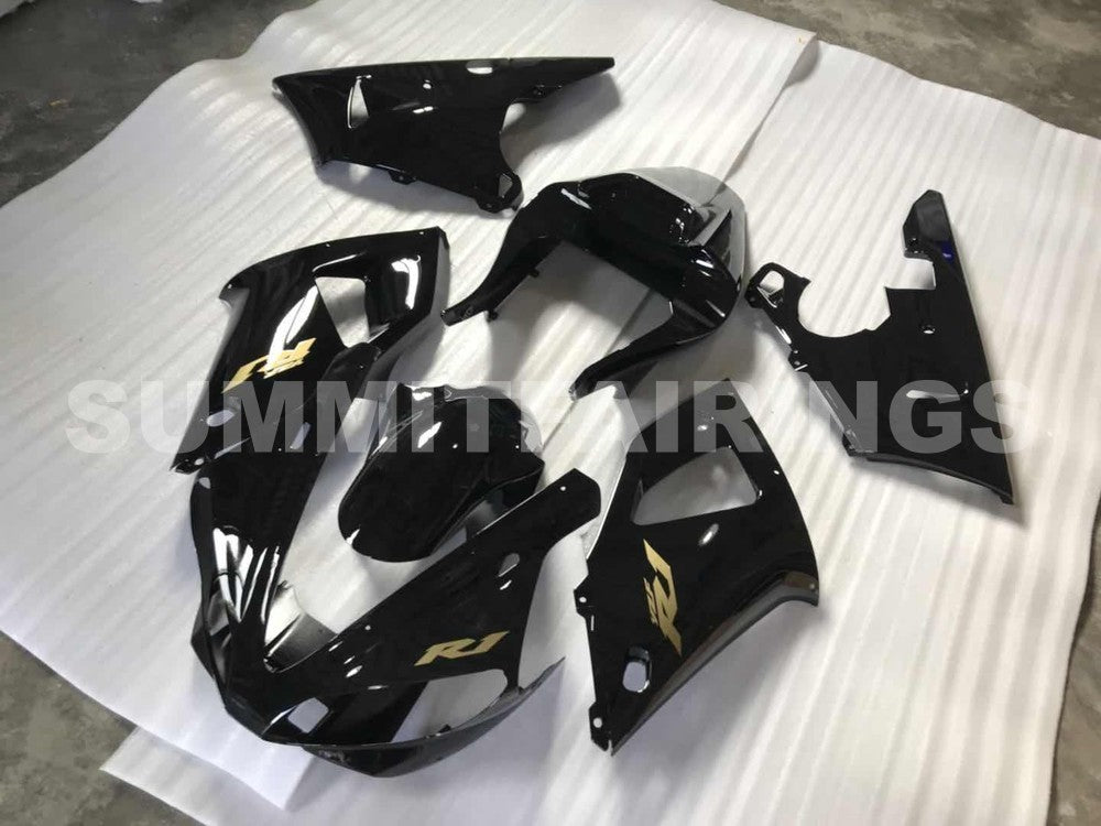 Fairings For Yamaha - YZF1000 R1 00-01 Black, Gold Decals