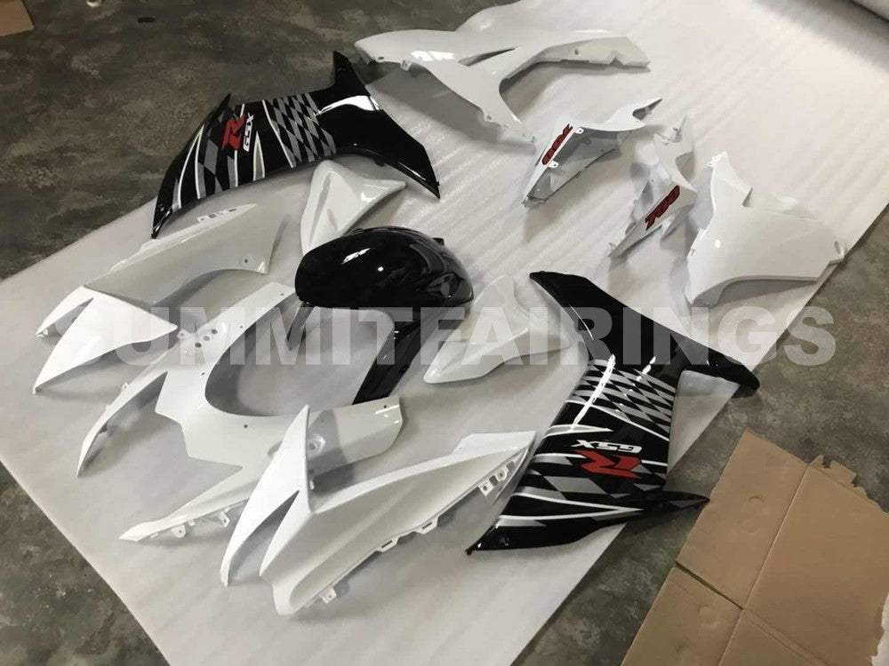 Fairings For Suzuki GSX-R600 / 750, 2011-2021 - Pearl White & Black
