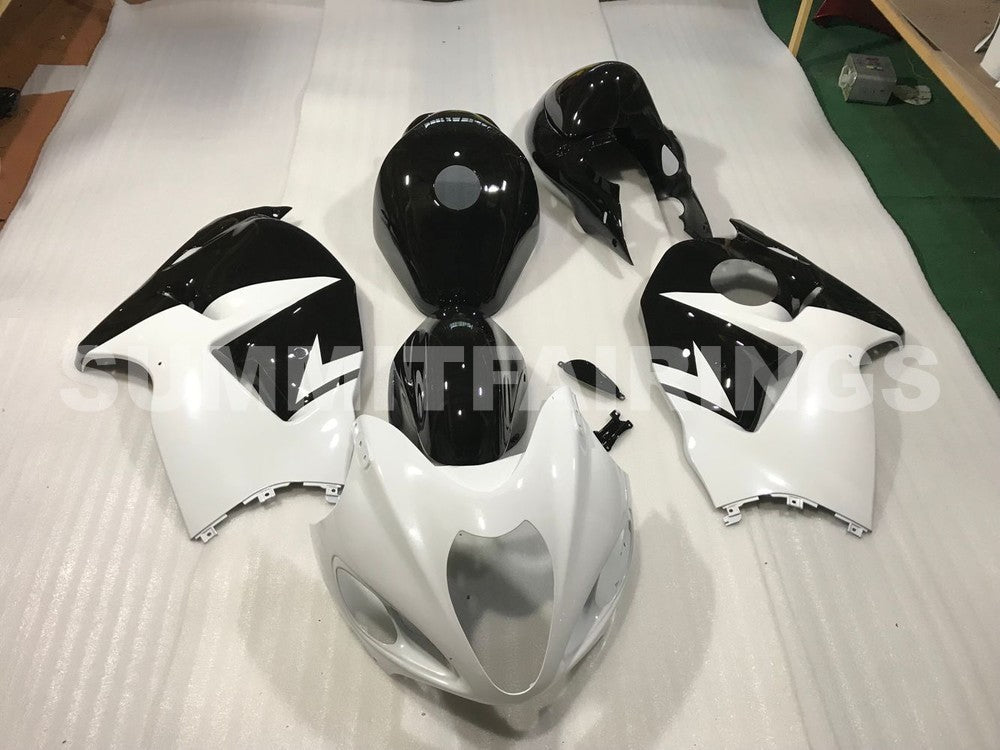 Fairings For Suzuki GSX1300R Hayabusa (1996-2007) Black White