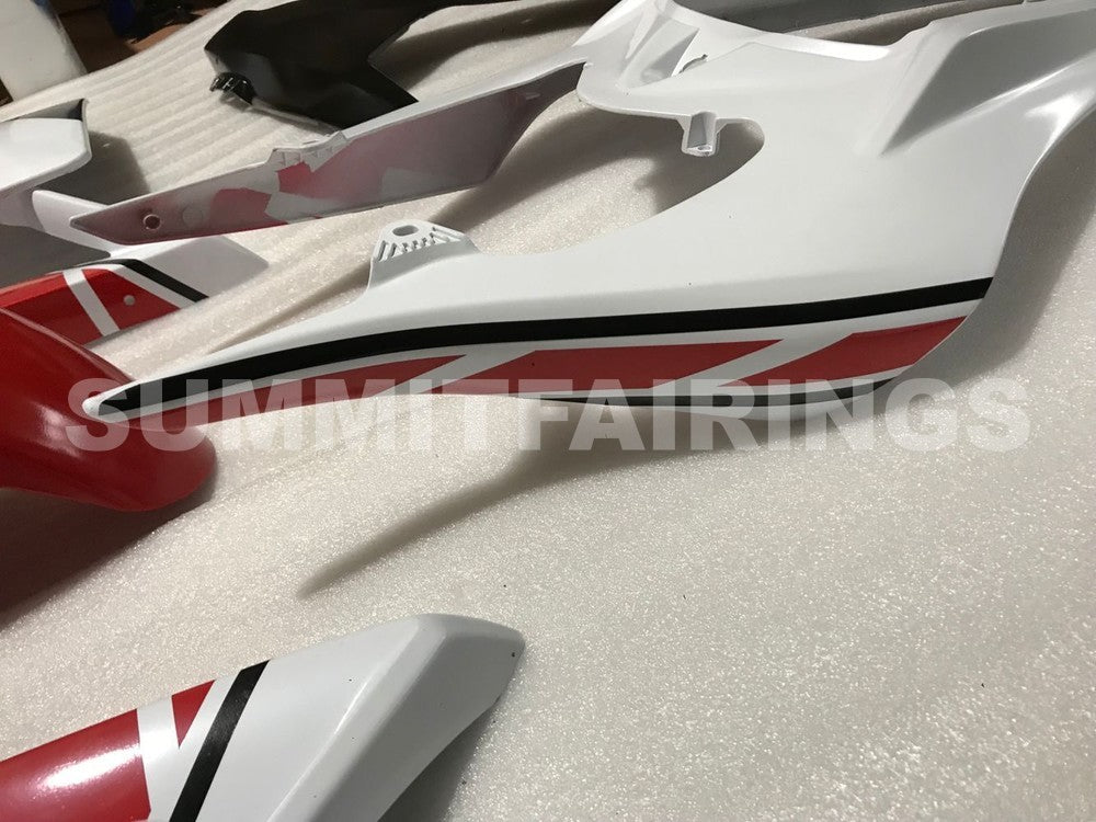 Fairings For Yamaha - YZF1000 R1 07-08 Black and Red