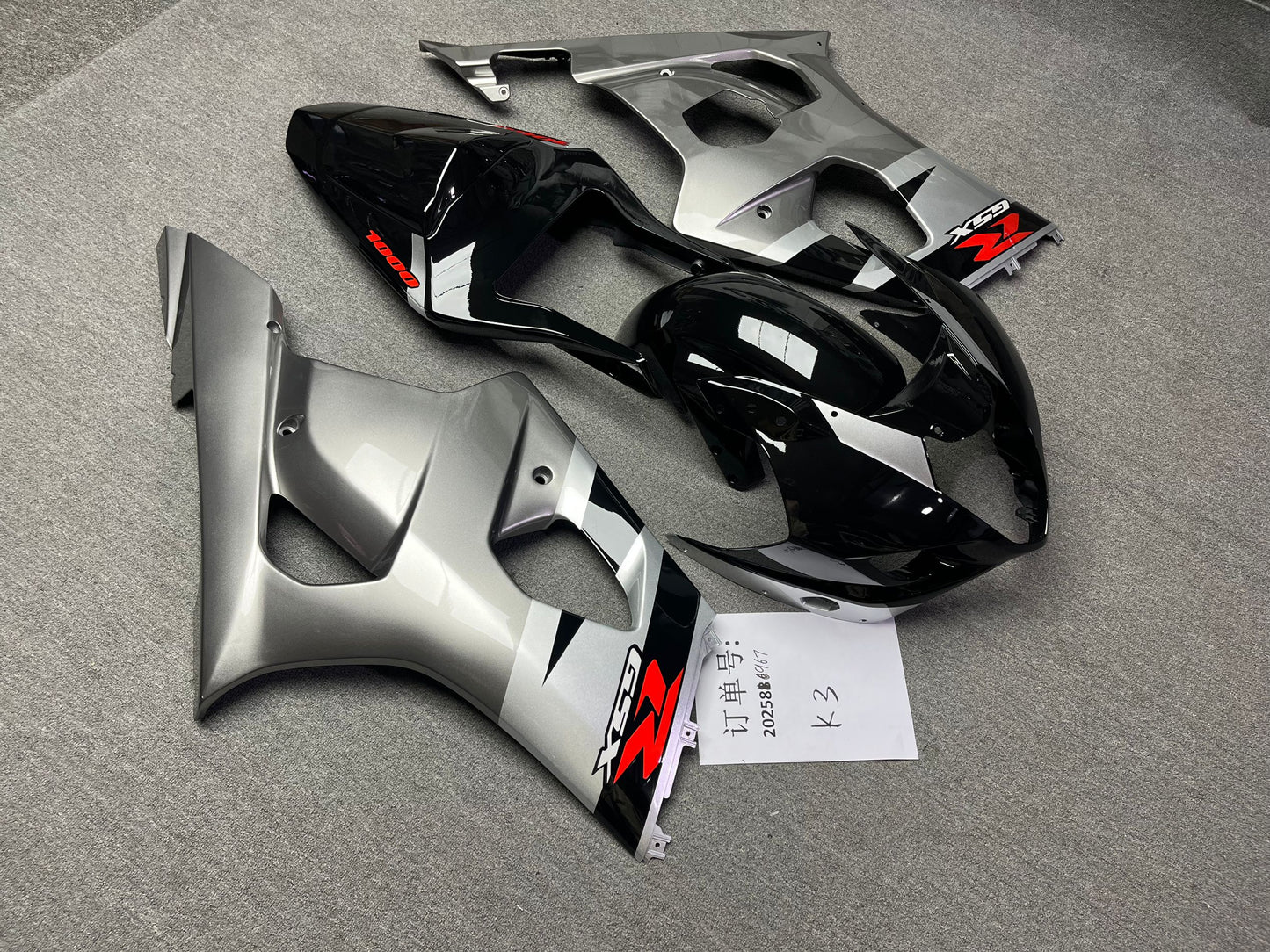 Fairings For Suzuki - GSXR1000 K3 03-04 Silver