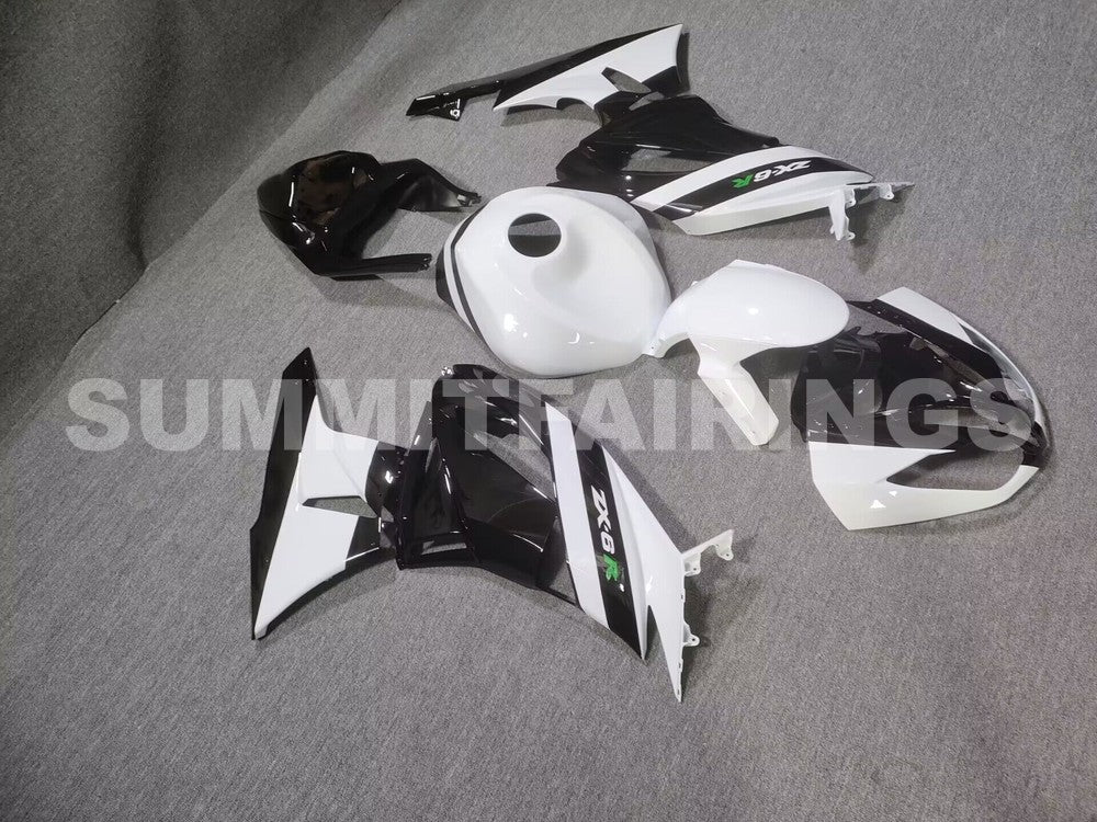 Fairings For Kawasaki ZX-6R, 2009-2012 - White & Black Fairing Kit
