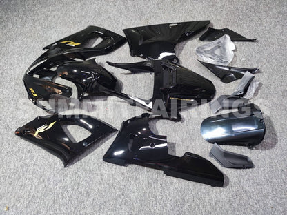 Fairings For Yamaha - YZF1000 R1 00-01 Black, Gold Decals
