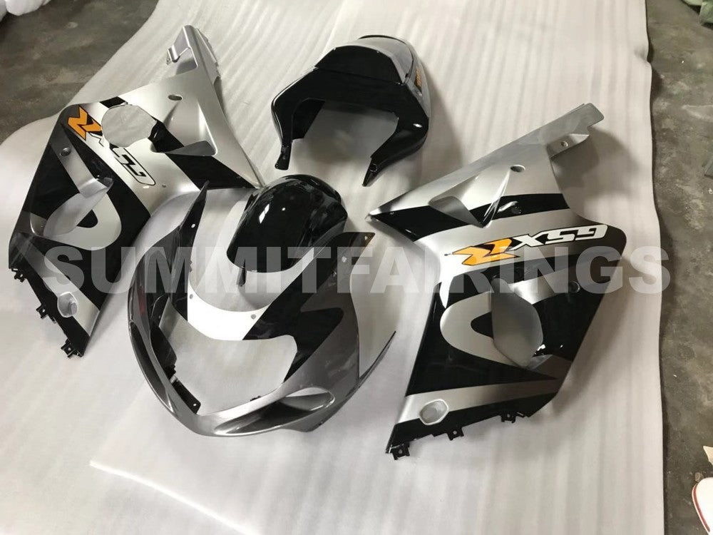 Fairings For Suzuki GSXR 1000 Silver & Black (2000-2002)